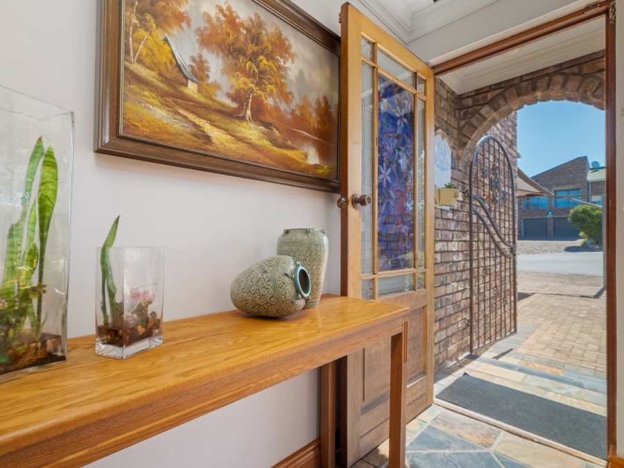 4 Bedroom Property for Sale in Groenvallei Western Cape